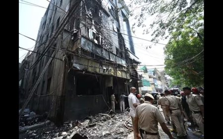 ఢిల్లీలో ఘోర అగ్నిప్రమాదం: ‘లెమన్ గ్రీన్’ రెస్టారెంట్‌లో చెలరేగిన మంటలు.. 20 మంది మృతి!